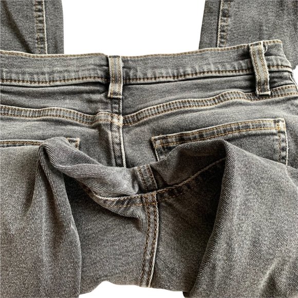 BDG High Rise Relaxed Fit Mom Black Denim Jean - Picture 2 of 8